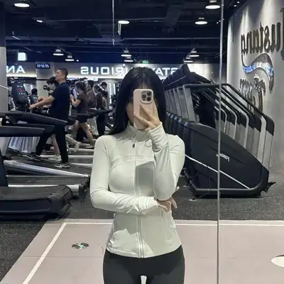 万诚亮